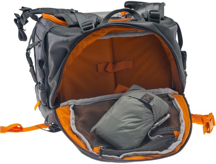 Actual product image Lowepro Whistler BP 450 AW II (GRL) (Camera shoulder bag, 36 l)