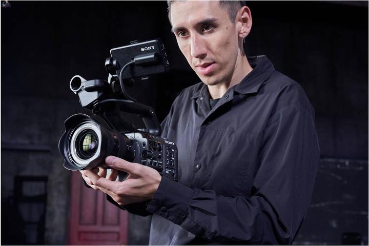 Actual product image Sony Cinema Line FX6 (10.20 Mpx, 60p)