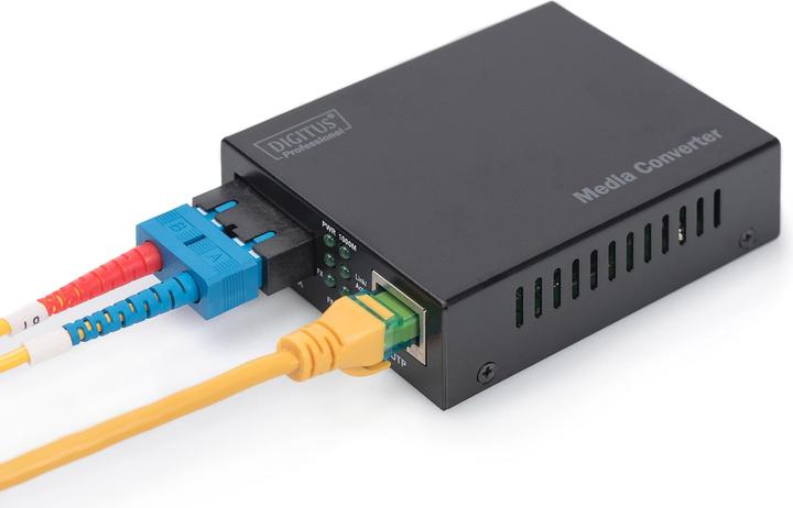 Actual product image Digitus Gigabit media converter 10/100/1000Base-TX to 1000Base-SX Incl power supply SC socket duplex