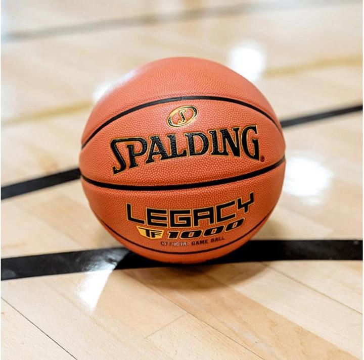 Actual product image Spalding Precision