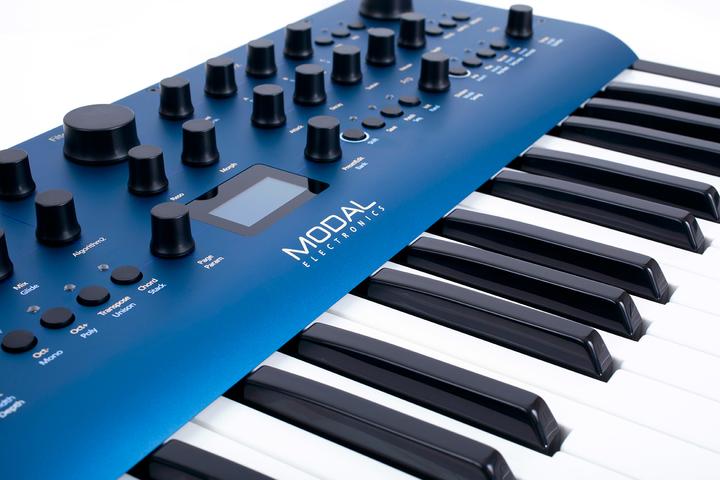 Produktbild Modal Electronics Cobalt8