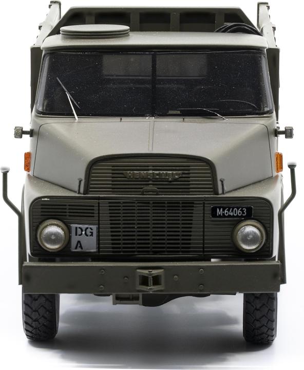 Produktbild Neo Henschel HS 3-14 HA CH 8,2t gl 6x6 Militär