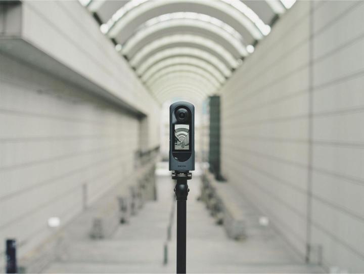 Produktbild RICOH Theta X 2023 (30p, Bluetooth, WLAN)
