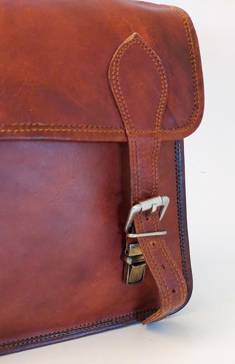Image du produit Saora Sacoche pour ordinateur portable Nesta 13" en cuir véritable Sacoche d'affaires (13", Universel)