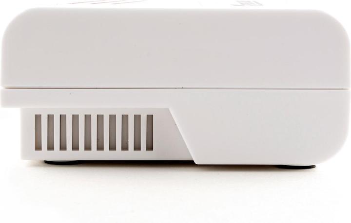 Actual product image retro-bit Super Retro Cade