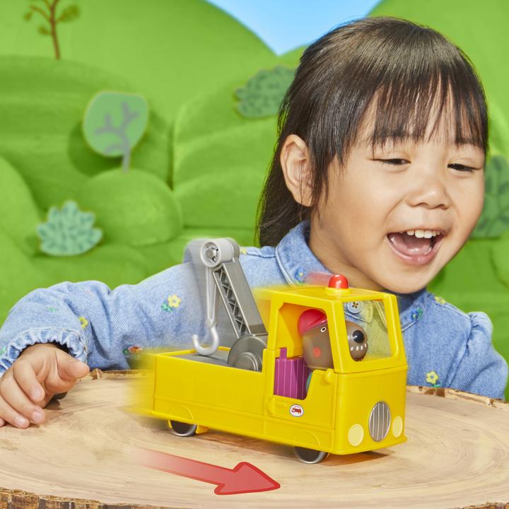 Produktbild Hasbro Peppa Pig Grandad Dogs Tow Truck Abschleppwagen