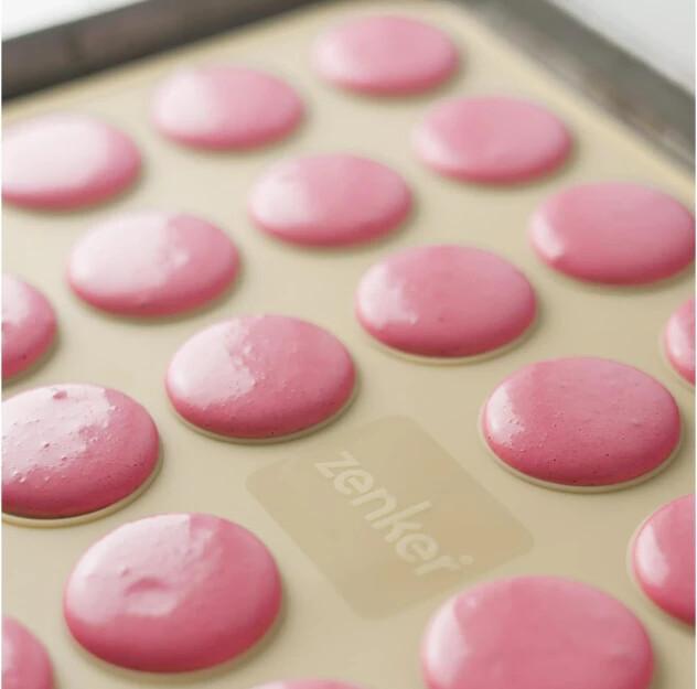 Actual product image Dr. Oetker Baking mat Sweet Sensation 1 piece (36 x 24 cm)