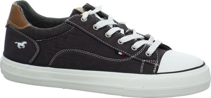 Actual product image Mustang Sneaker (40)