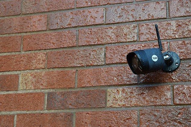 Actual product image Yale Smart Home CCTV WiFi Kit. (1920 x 1080 Pixels)