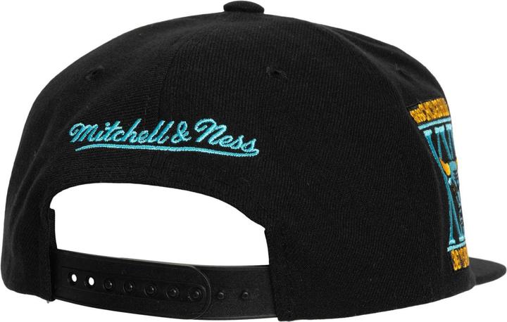 Image du produit Mitchell & Ness Snapback Cap - CORE XI Chicago Bulls (Taille unique)