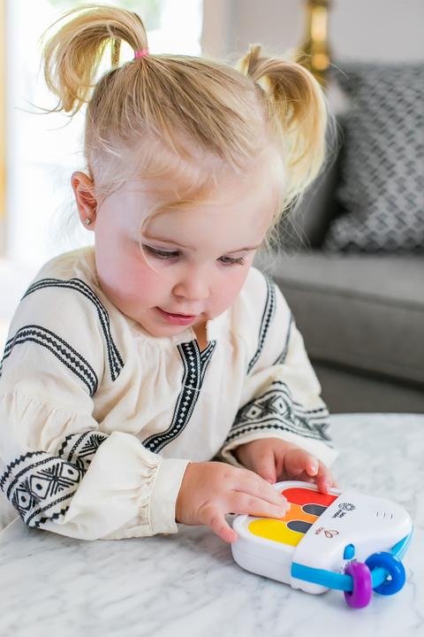 Actual product image Hape Mini Piano (German, French, Italian, English)