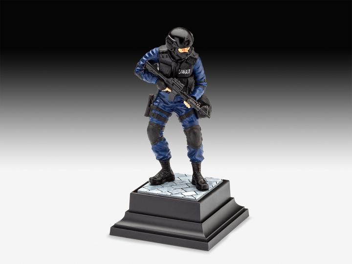 Actual product image Revell SWAT Team Leader