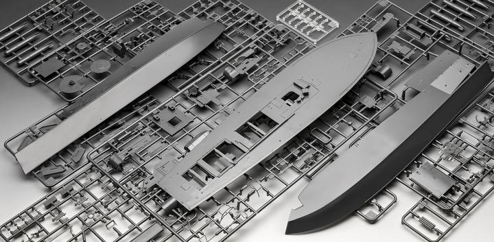 Actual product image Revell Patrol Torpedo Boat PT-588/PT-579 (late)