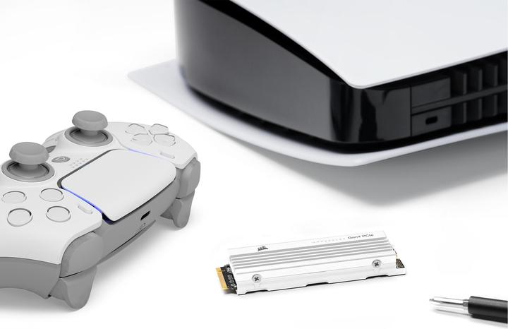 Actual product image Corsair MP600 PRO LPX (2000 GB, M.2 2280)