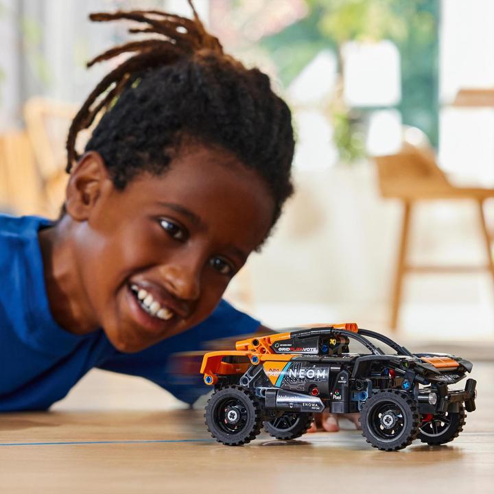 Produktbild LEGO NEOM McLaren Extreme E Race Car (42166, LEGO Technic)