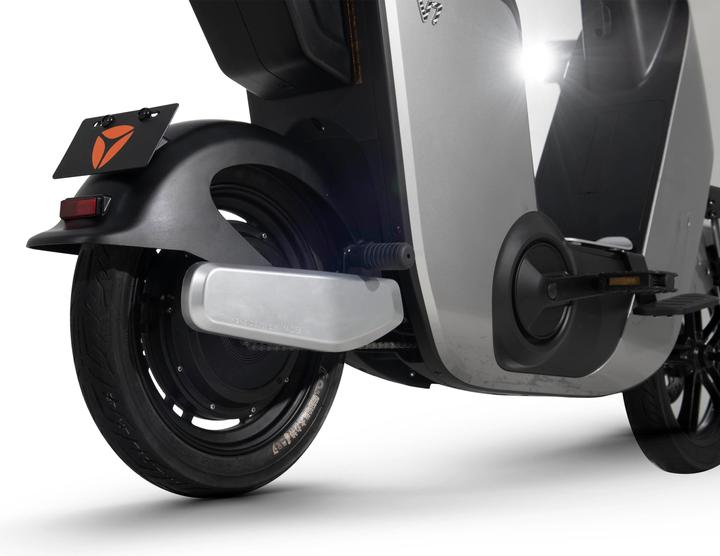 Produktbild Yadea Scooter V7 (25 km/h, 400 W)