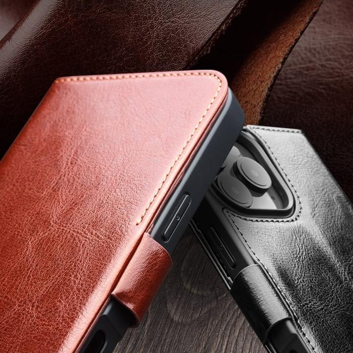 Produktbild QiAlino Hülle Flip mit magnetischem Verschluss Hellbraun (Apple iPhone 16 Pro)