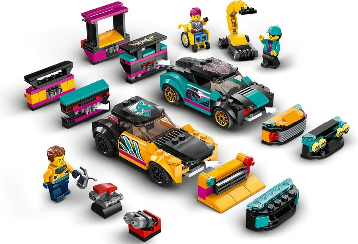 Actual product image LEGO 60389 Car workshop (60389, LEGO City)