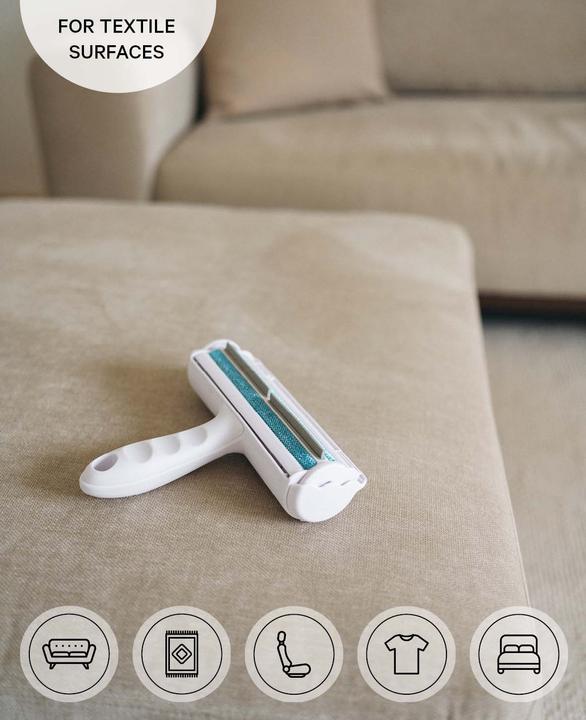 Actual product image Esmée Self-cleaning pet hair remover