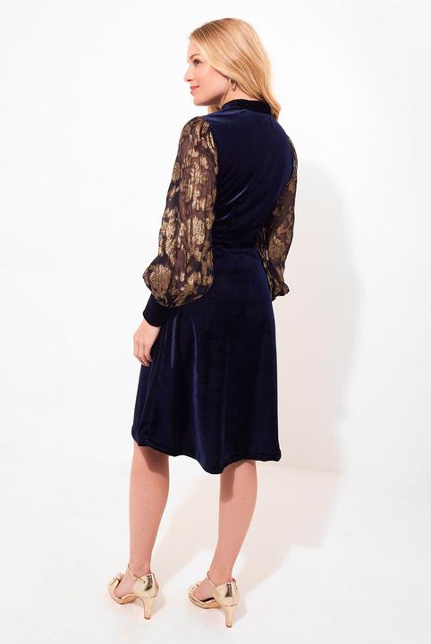 Produktbild Joe Browns Contrast Embroidered Sleeve Velour Dress (38)