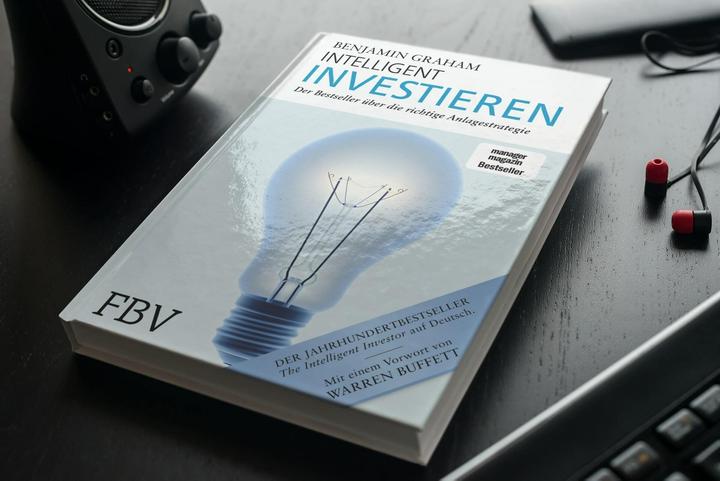 Actual product image Intelligent Investieren (German, Benjamin Graham, 2013)