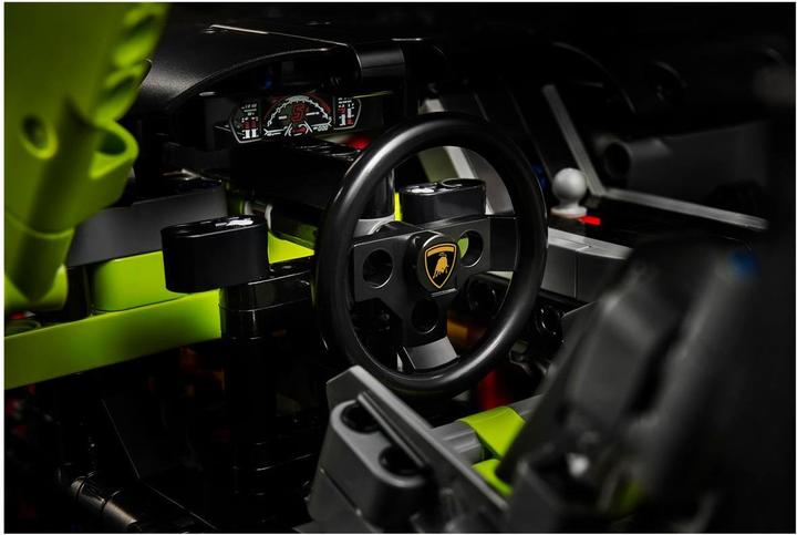 Actual product image LEGO Lamborghini Sián FKP 37 (42115, LEGO Technic, LEGO Rare Sets)