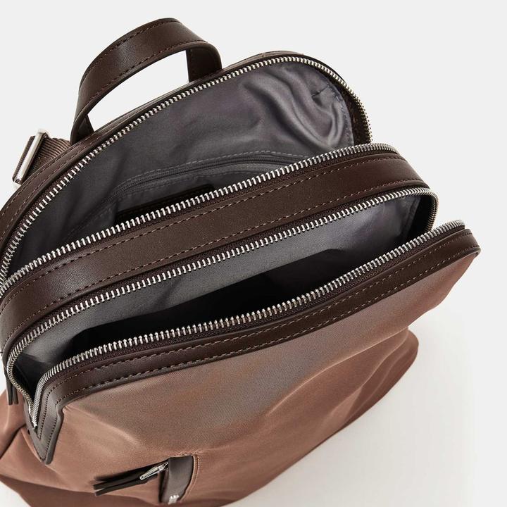 Produktbild Mandarina Duck Rucksack / Daypack Hunter Small Backpack VCT08 (8 l)