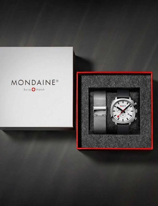Actual product image Mondaine Grand Cushion (Chronograph, 41 mm)