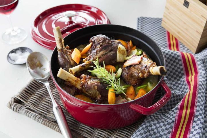 Image du produit Staub Cocotte (24 cm, Cocotte + faitout, Fonte)