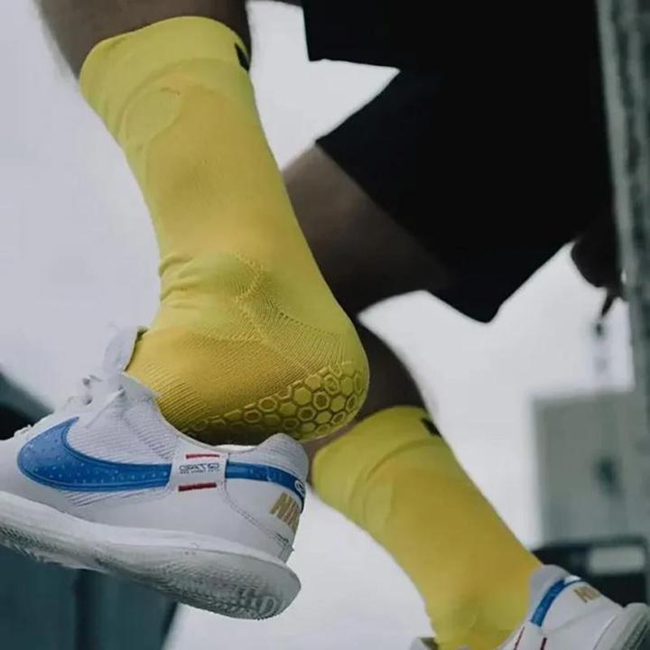 Produktbild NovoSoxx Fussballstulpen und Socken Grösse 42-47 Gelb Set Tubxx und GripSoxx (42 - 47)