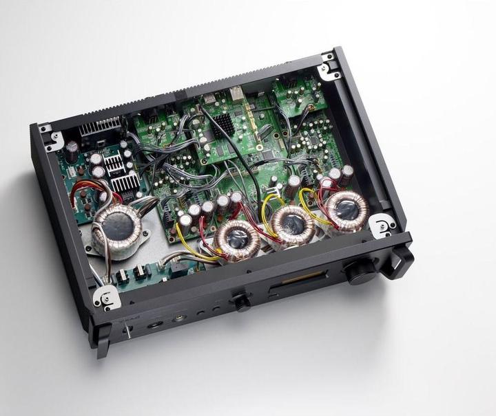 Actual product image TEAC UD-701N (Amplifier)