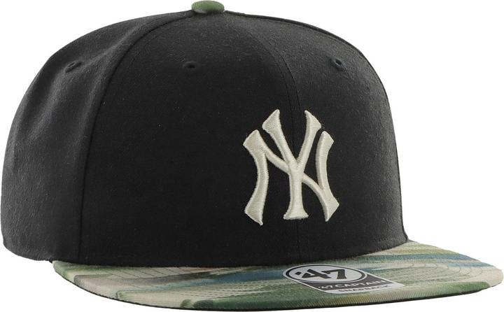 Actual product image 47 Brand Captain New York Yankees Fisherman