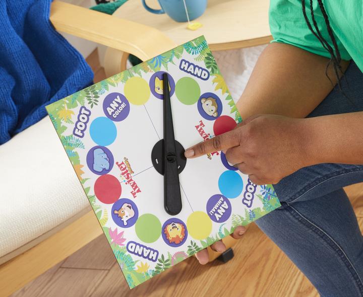 Actual product image Hasbro Gaming Twister Junior (German)