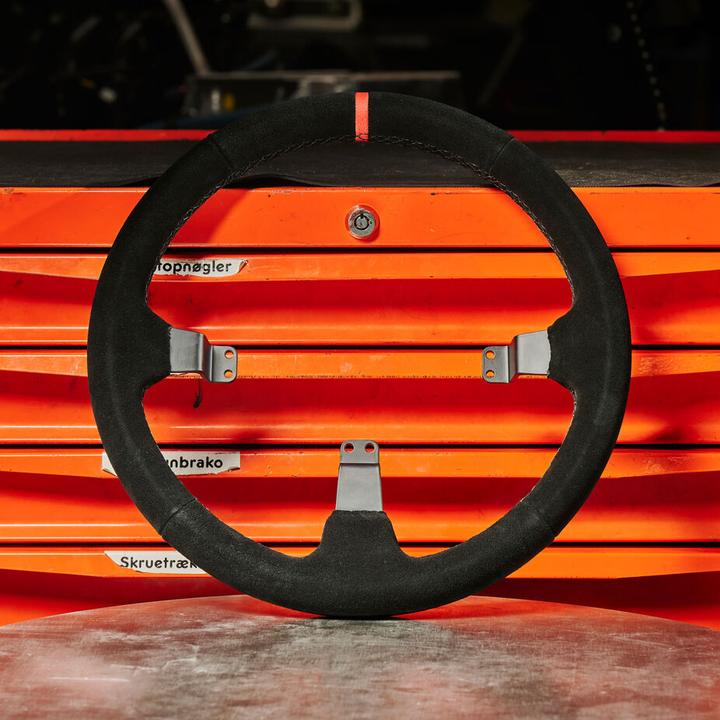 Produktbild Asetek SimSports Lenkradkranz, gewölbt, 340 mm - schwarz, wildleder