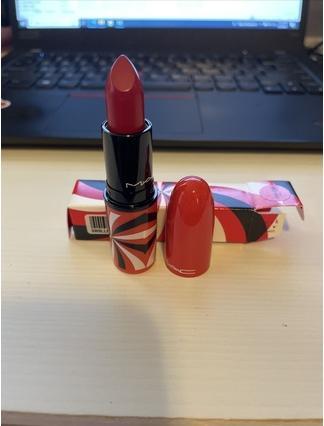 Actual product image MAC Cosmetics Lipstick Hypnotizing Holiday (Wild card)