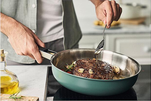 Actual product image Zwilling Pure frying pan 28cm green (28 cm, Frying pan, Stainless steel)