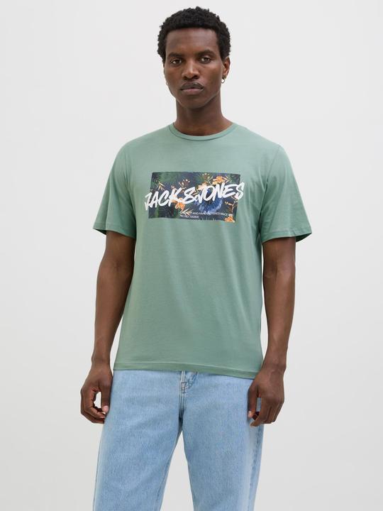 Actual product image Jack & Jones Jjhawaii Shape Tee Ss Crew Neck Ln (M)