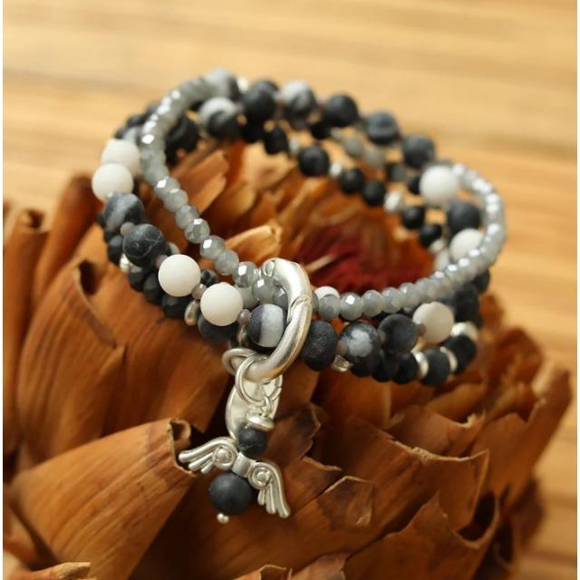 Immagine prodotto Andreani Armband aus echtem Schwarz-Weiss Jaspis mit Engelanhänger von (18 cm)
