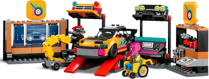 Actual product image LEGO 60389 Car workshop (60389, LEGO City)