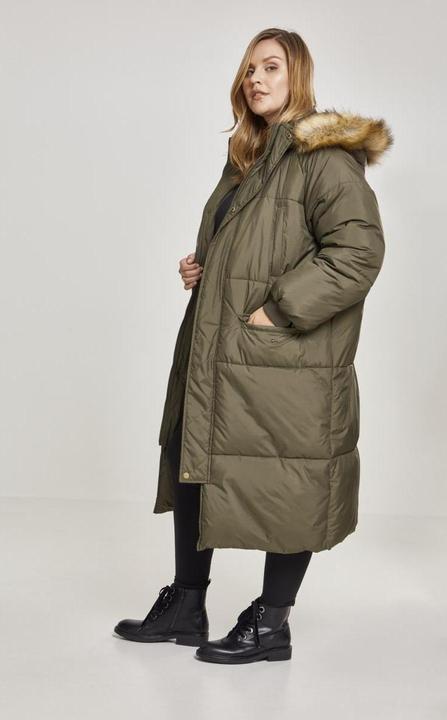 Image du produit Urban Classics Manteau oversize en fausse fourrure pour dames (XS)