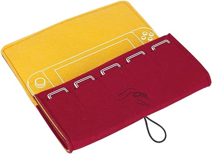 Actual product image Freaks and Geeks Harry Potter - Pochette de transport en feutrine - Modèle Gryffondor pour Nintendo Switch et Switch (Switch)