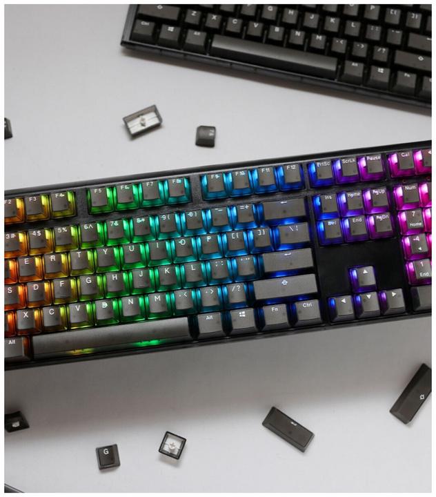 Produktbild Ducky One 3 Aura Black Gaming Tastatur, RGB LED - MX-Red (US) (Eng. Int., Kabelgebunden)