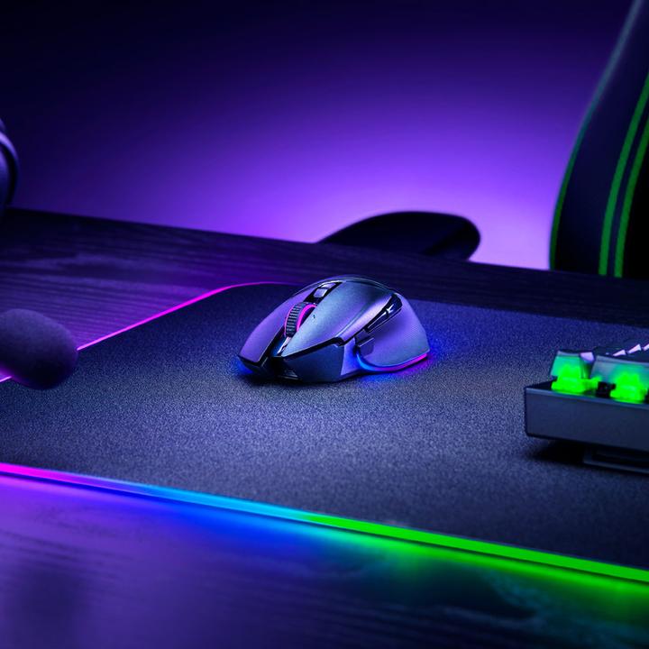 Actual product image Razer Basilisk V3 Pro (Wireless, Cable)