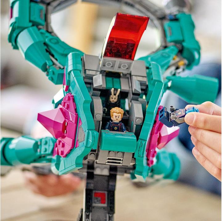 Actual product image LEGO The Guardians' new ship (76255, LEGO Marvel)