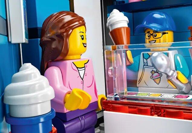 Actual product image LEGO Die Gärten von NINJAGO City (71741, LEGO Ninjago, LEGO Rare Sets)