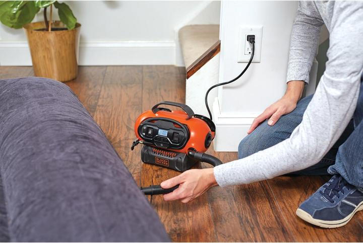 Actual product image Black & Decker Compressor (11 bar, 160 l)