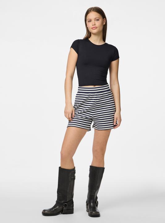 Actual product image Pieces Shorts (L)