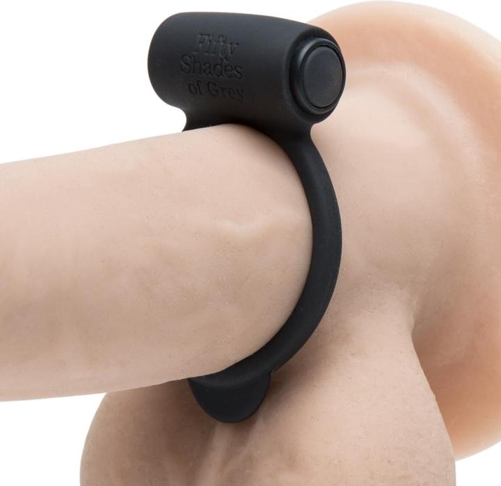 Produktbild Fifty Shades of Grey Vibrating Love Ring (3.40 cm)
