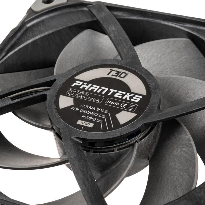 Actual product image Phanteks T30 PWM 120mm fan (120 mm, 1 x)