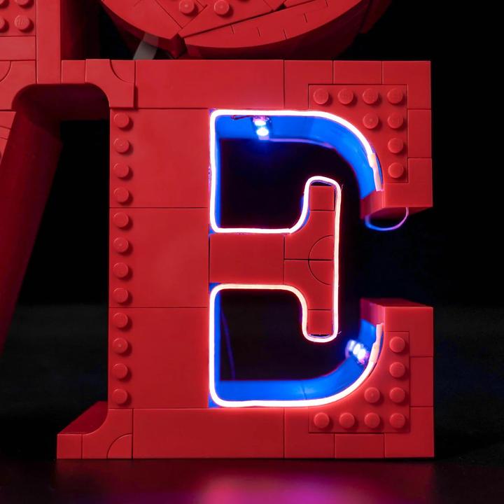 Actual product image BrickBling LED Licht Set für LEGO LOVE (31214)